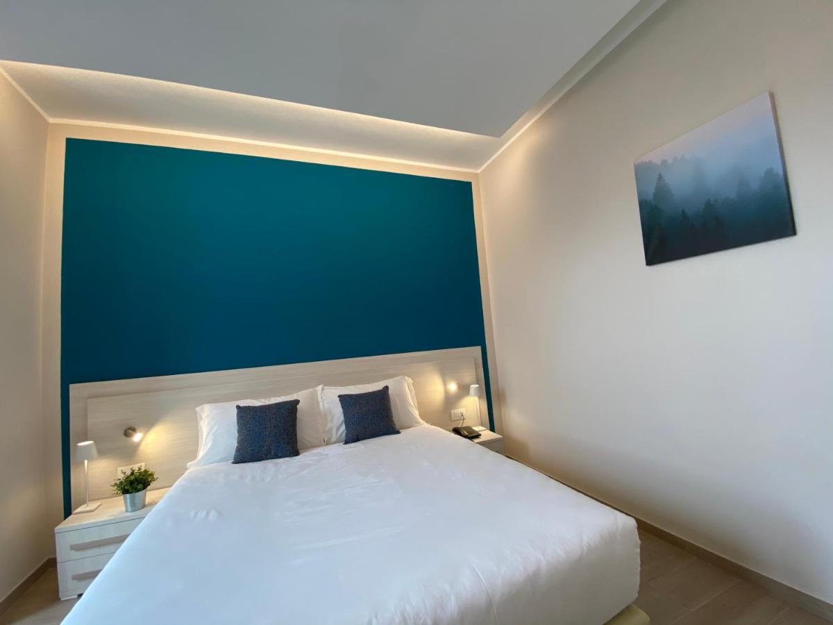 Palazzo Marignano Hotel Melegnano Extérieur photo