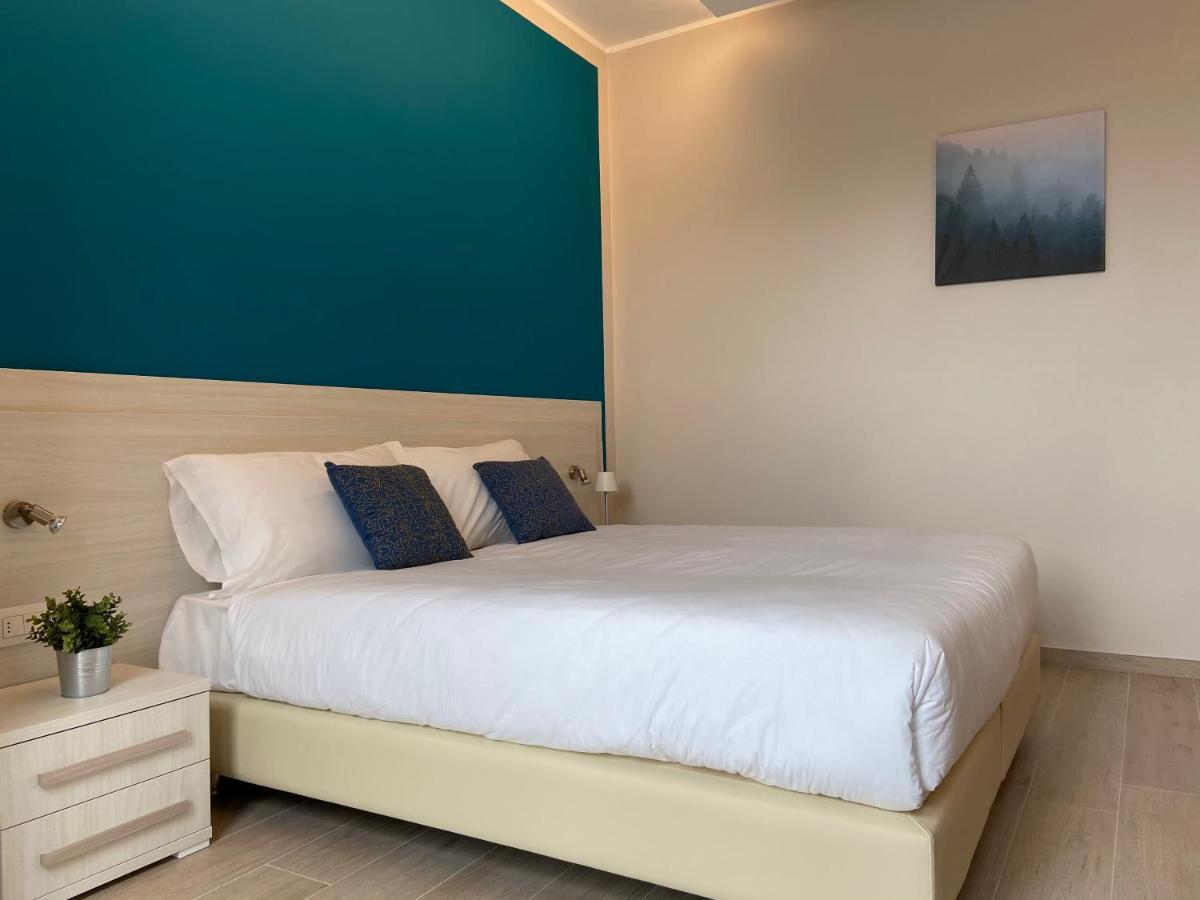 Palazzo Marignano Hotel Melegnano Extérieur photo